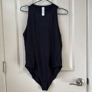NWT Lululemon Nulu High-neck Bodysuit sleeveless Bikini cut Black Large